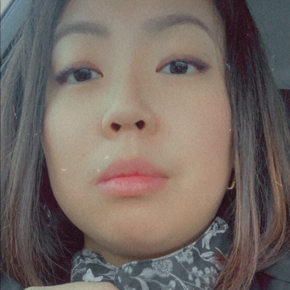 My Info Here. Closet Info’s Next Door ➔ - Picture 3 of 12